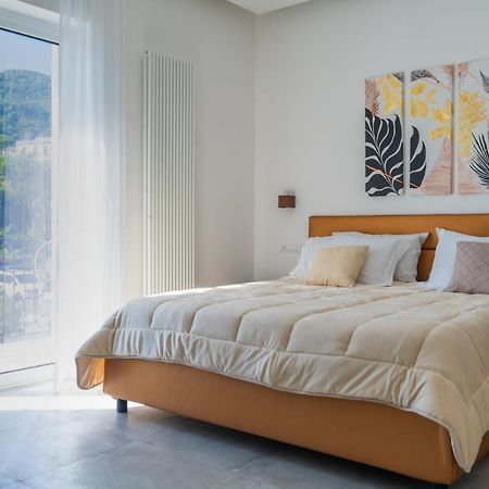 Alloggio Nuovissimo Al Centro E Rilassante Ischia Ngoại thất bức ảnh