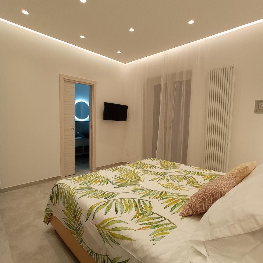 Alloggio Nuovissimo Al Centro E Rilassante Ischia Ngoại thất bức ảnh